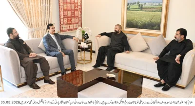 وزیر اعلیٰ بلوچستان میر سرفراز بگٹی نے چیئرمین سینیٹ سید یوسف رضا گیلانی سے ان کی رہائش گاہ پر اہم ملاقات کی، جس میں ملکی سیاسی صورتحال، وفاقی اکائیوں کے درمیان ہم آہنگی